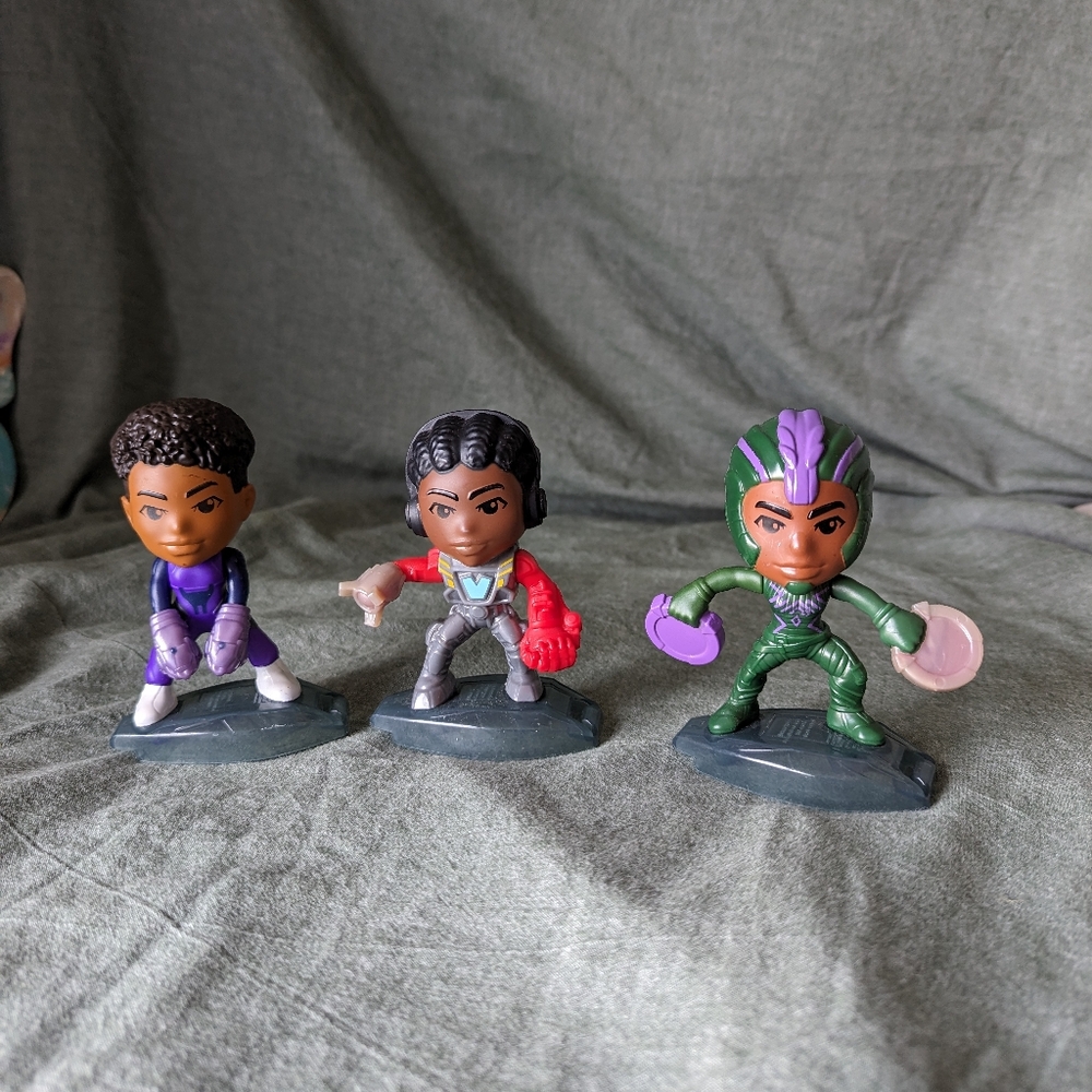 Black Panther Wakanda Forever McDonald's Nakia Iron Heart 2022 Marvel 2p Disney